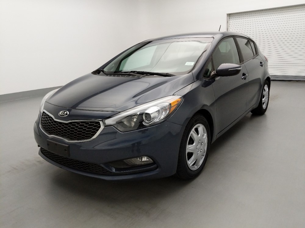 Used 2016 Kia Forte5 Driver Front Bumper