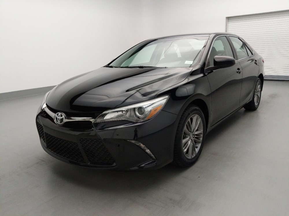 Used 2017 Toyota Camry Driver Front Bumper