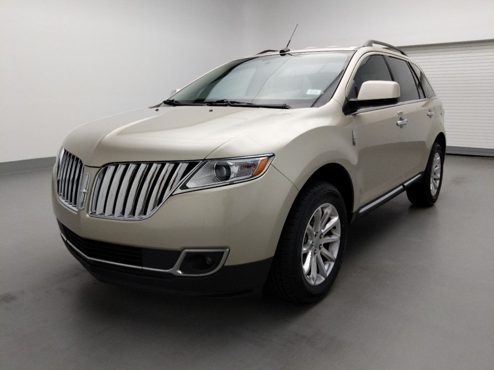 Used 2011 Lincoln MKX Driver Front Bumper