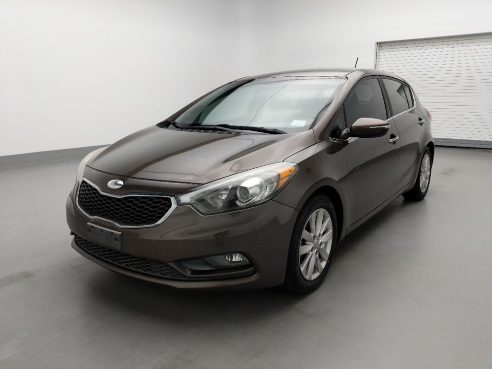 Used 2015 Kia Forte5 Driver Front Bumper