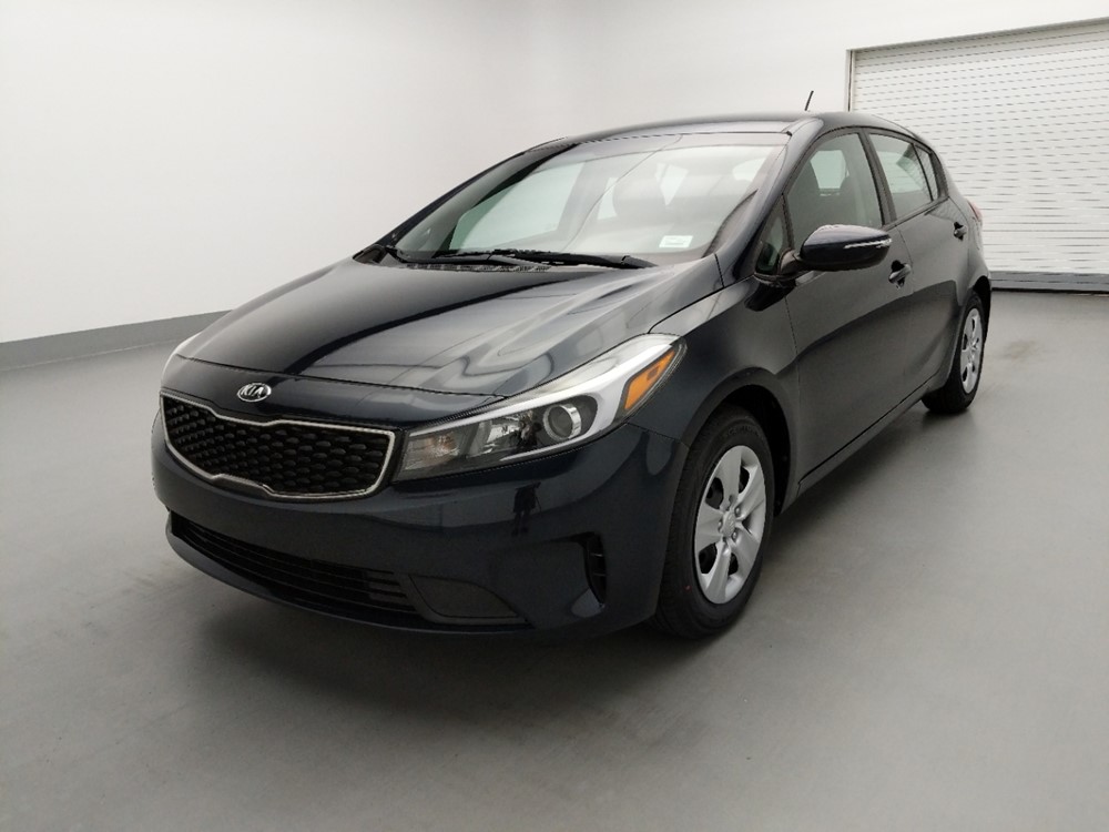 Used 2017 Kia Forte5 Driver Front Bumper