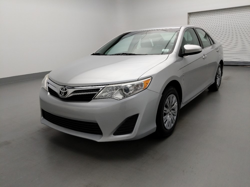 Used 2012 Toyota Camry Driver Front Bumper