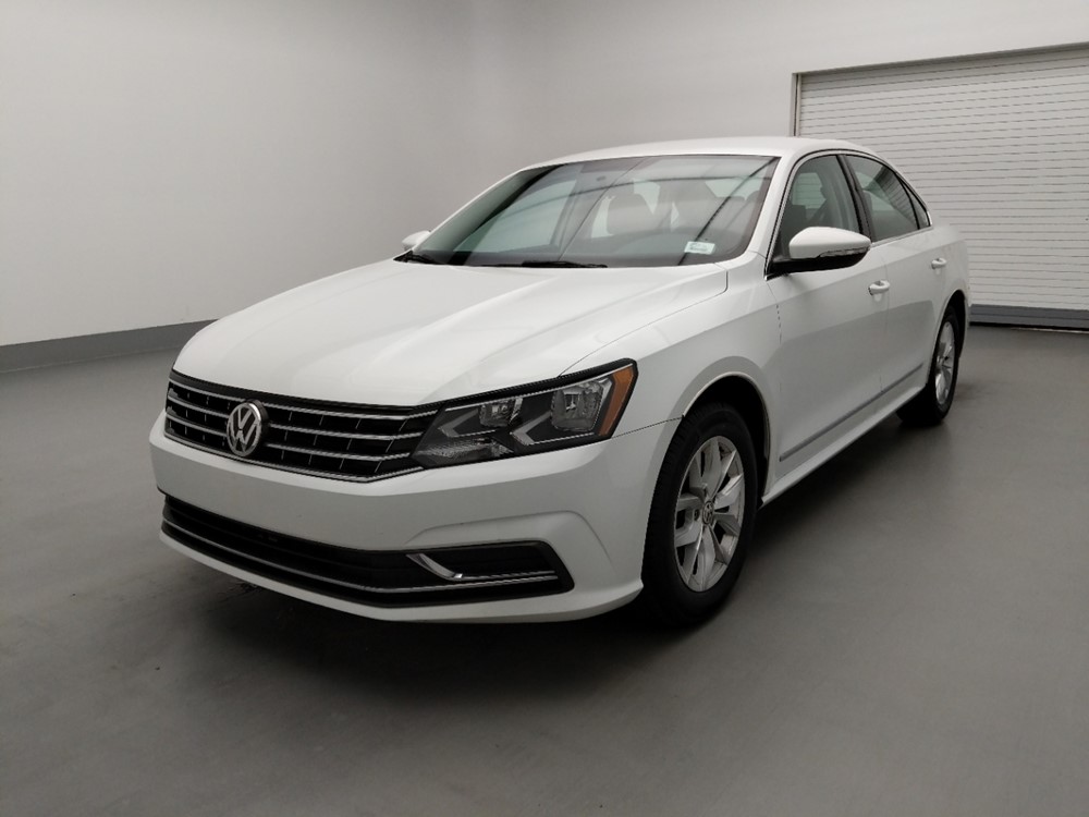 Used 2017 Volkswagen Passat Driver Front Bumper