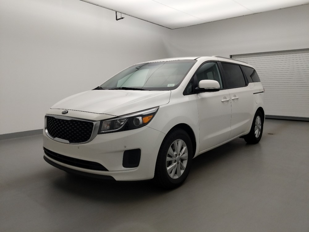 Used 2017 Kia Sedona Driver Front Bumper