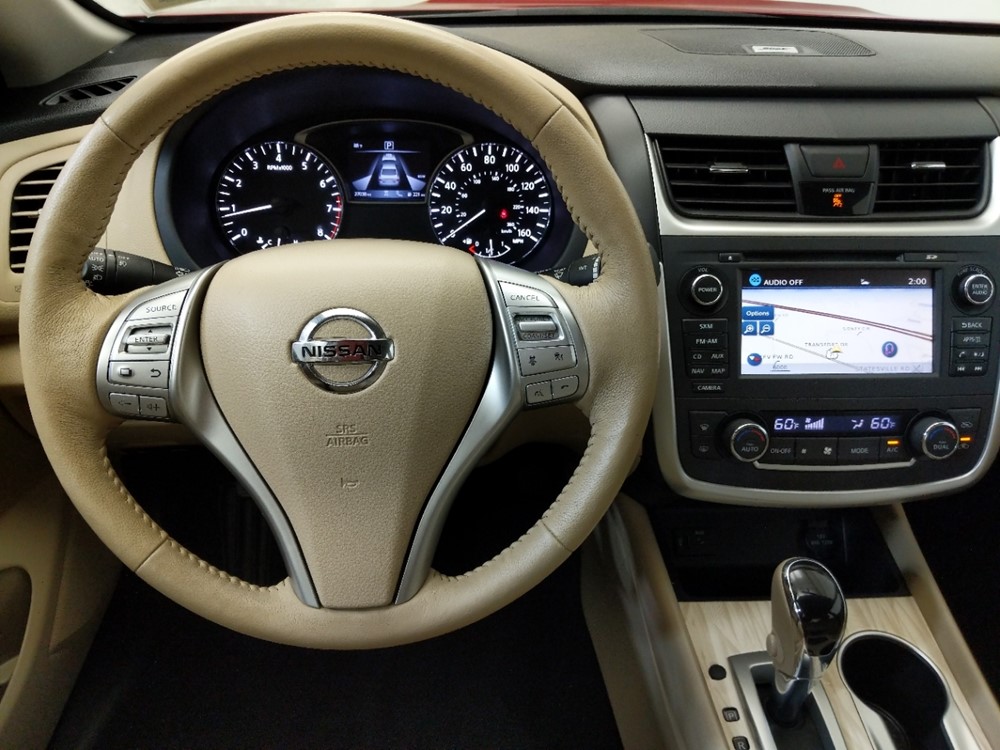 2016 Nissan Altima - Driver Dash