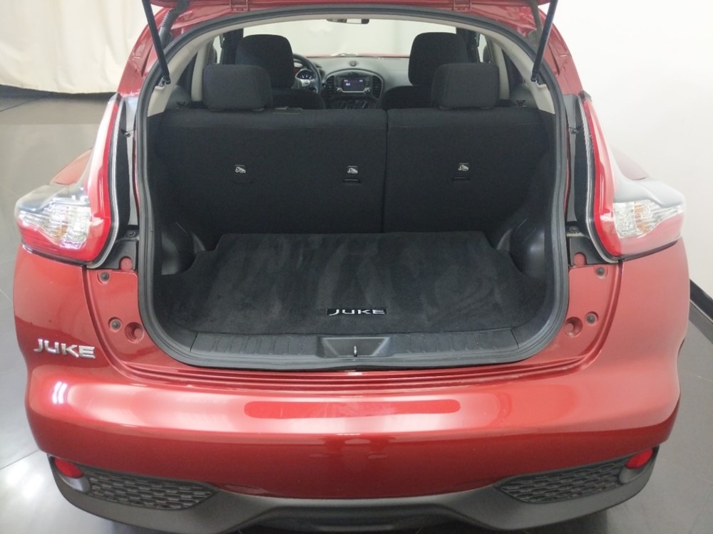 2016 Nissan JUKE - Trunk