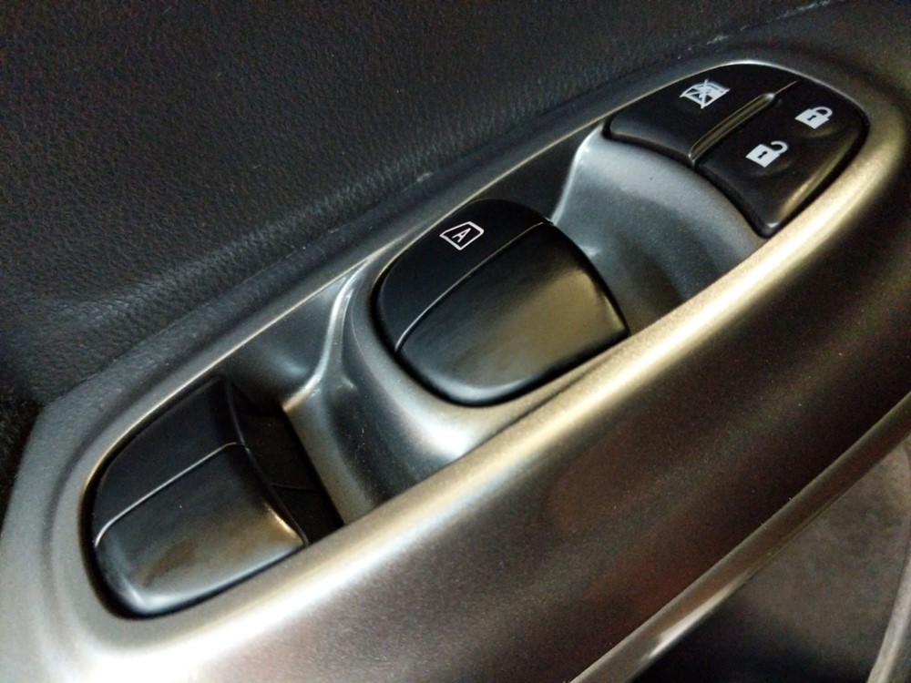 2016 Nissan JUKE - Driver Power Windows/Lock Control
