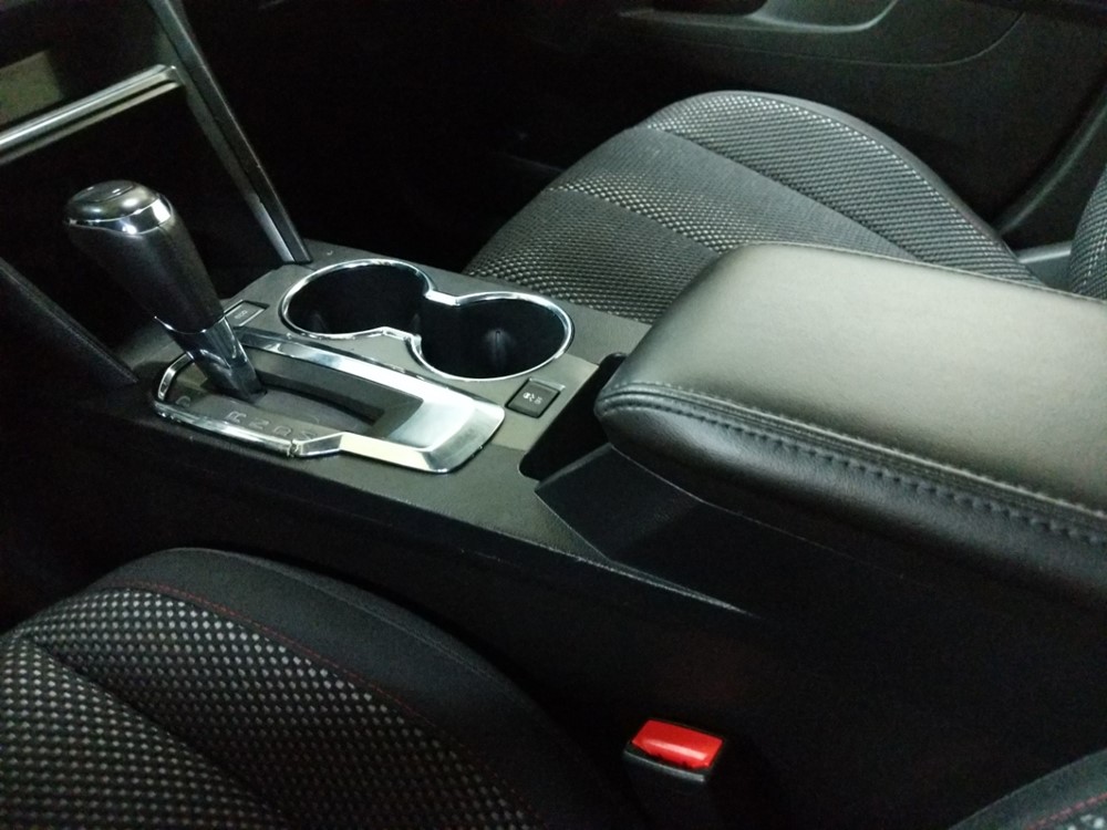 2016 Chevrolet Equinox - Center Console/Cup Holders