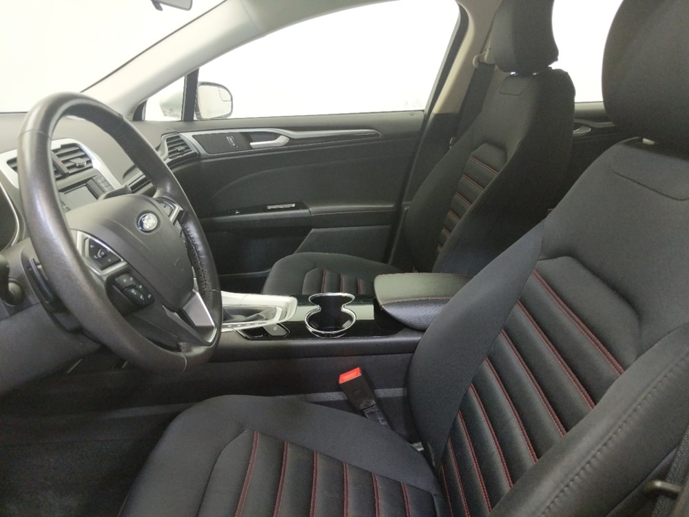 2015 Ford Fusion - Driver Front Seat