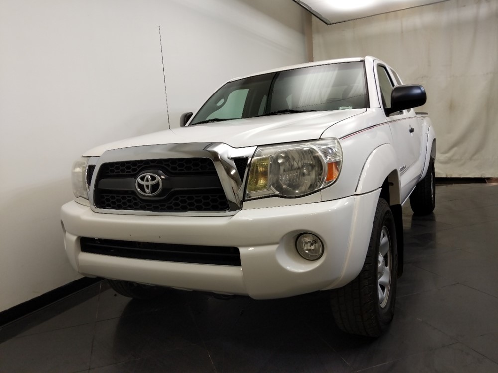 2011 Toyota Tacoma - Driver Front Hood