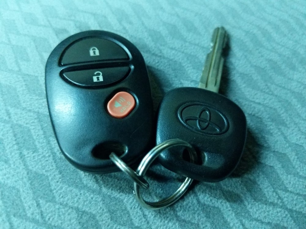2011 Toyota Tacoma - Keys