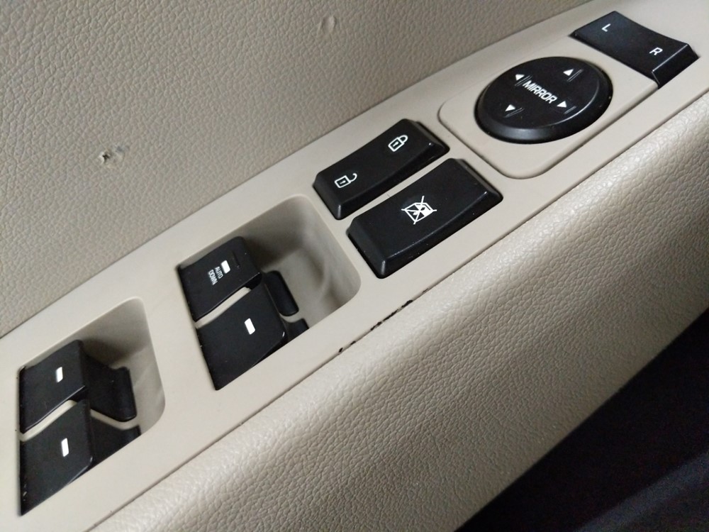 2017 Hyundai Elantra - Driver Power Windows/Lock Control