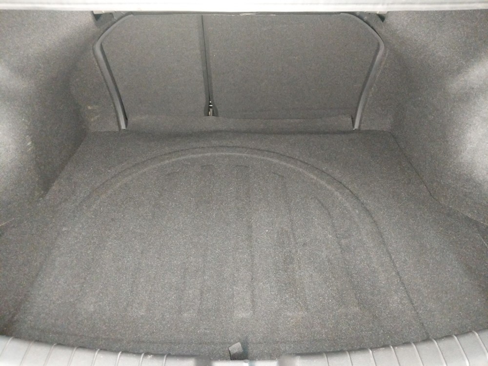 2017 Hyundai Elantra - Trunk