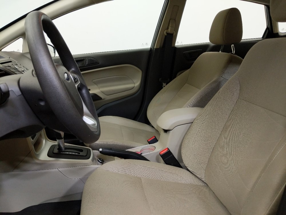 2017 Ford Fiesta - Driver Front Seat