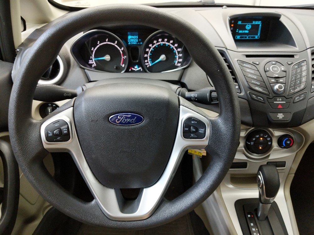 2017 Ford Fiesta - Driver Dash