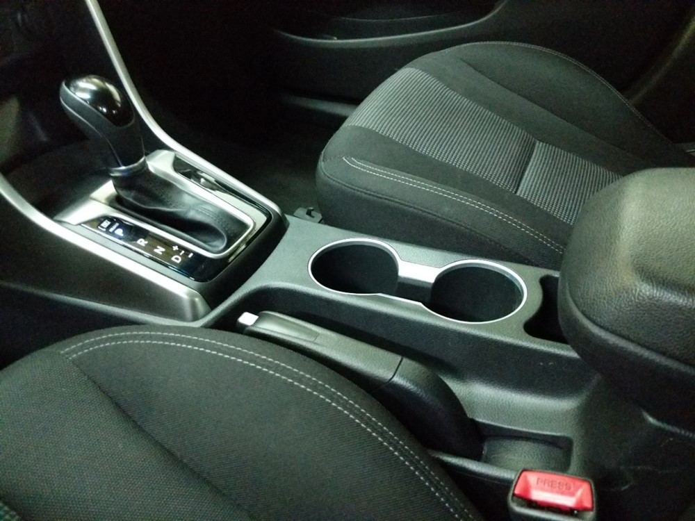 2017 Hyundai Elantra - Center Console/Cup Holders