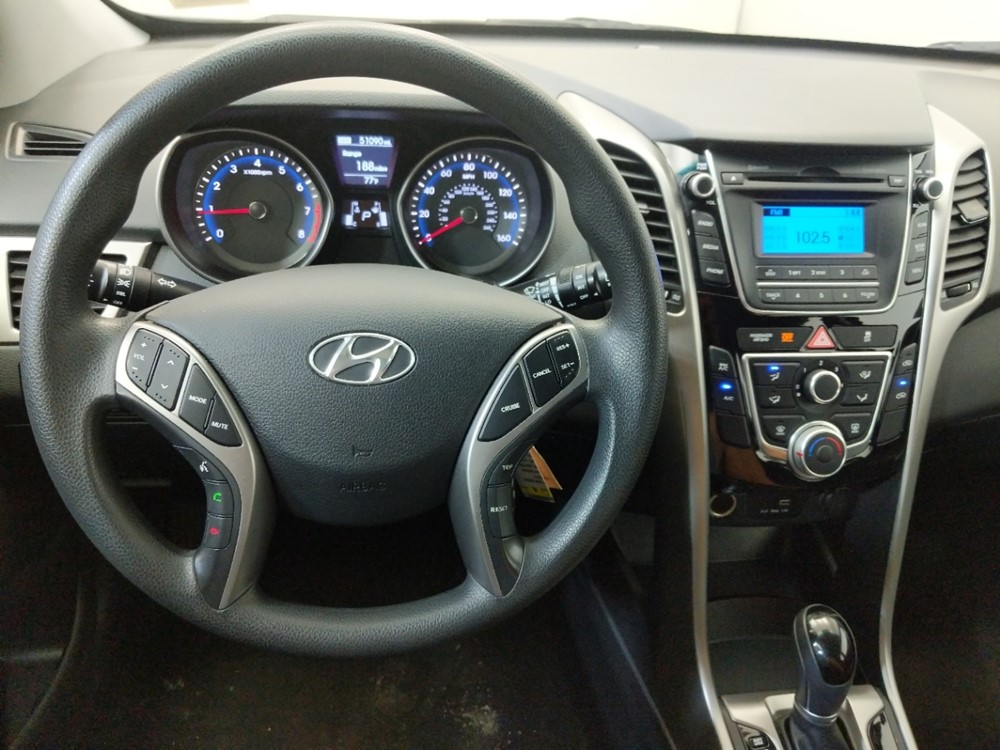2017 Hyundai Elantra - Driver Dash