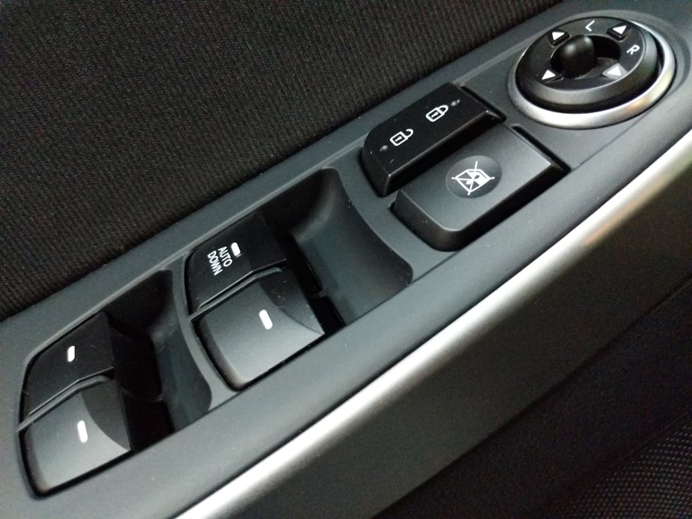 2017 Hyundai Elantra - Driver Power Windows/Lock Control