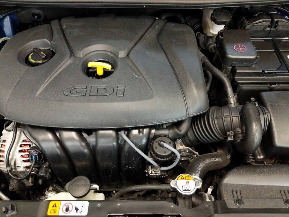 2016 Hyundai Elantra - Engine