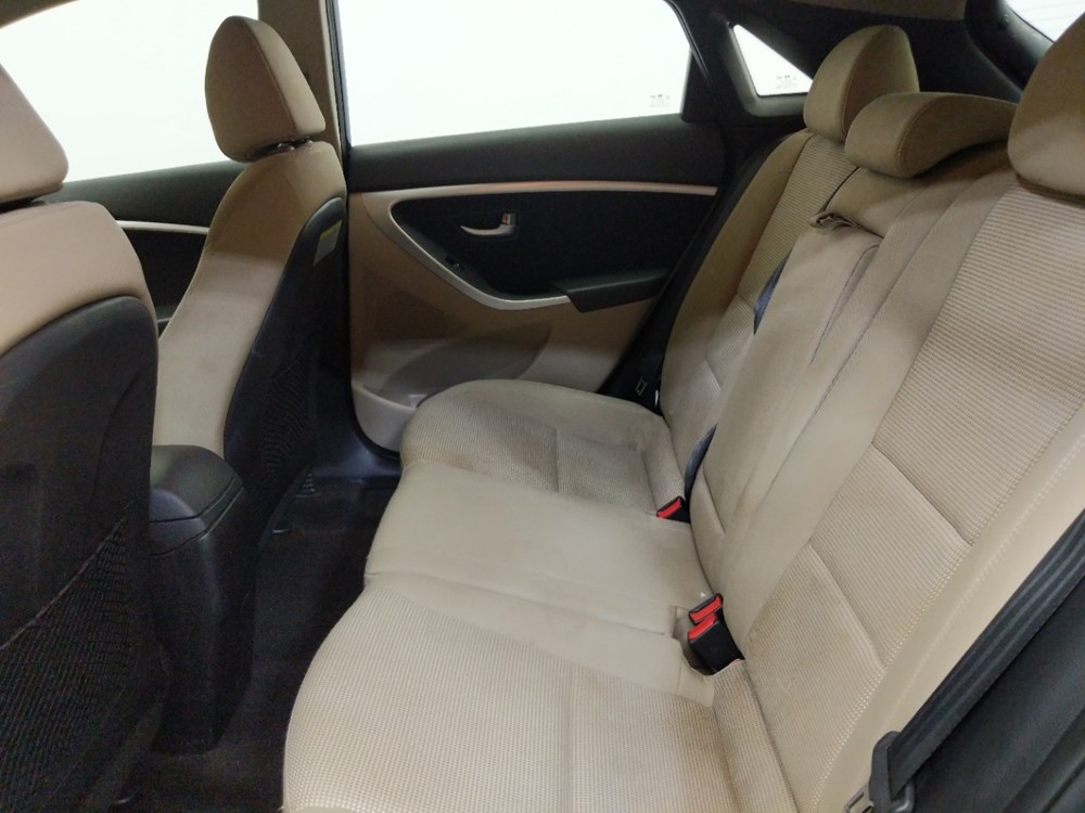 2016 Hyundai Elantra - Driver Rear Seat