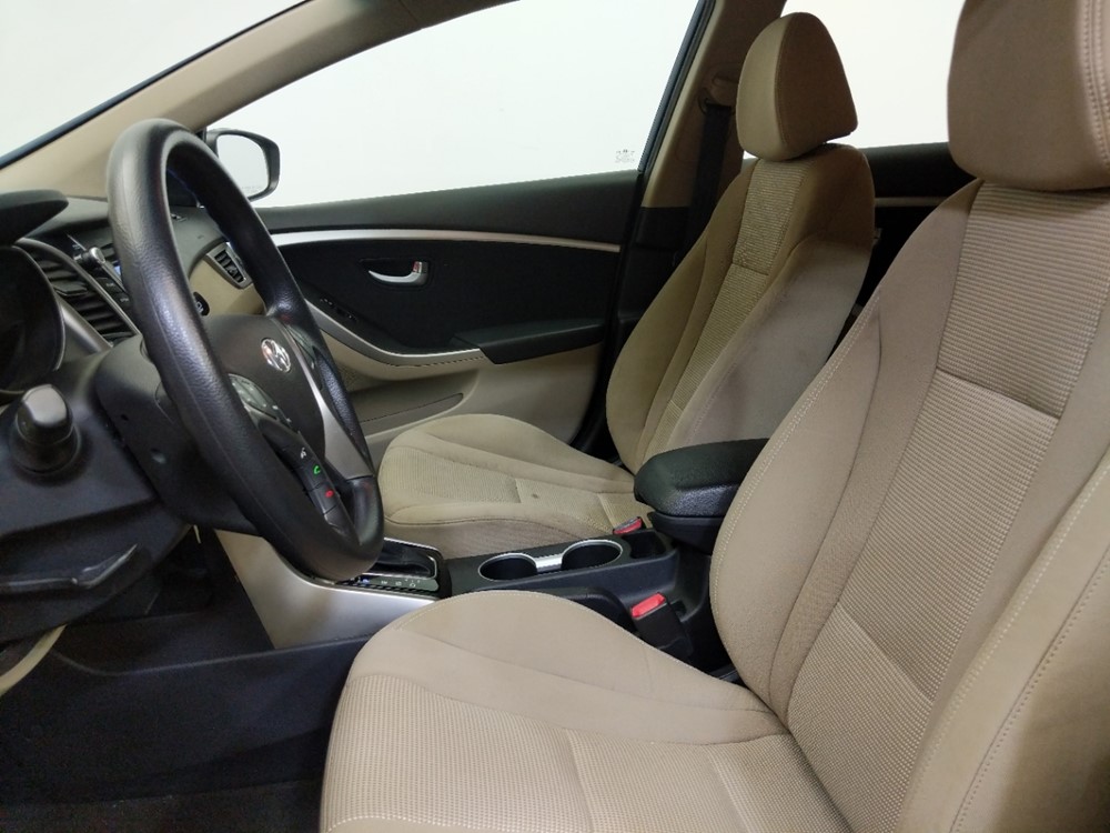 2016 Hyundai Elantra - Driver Front Seat