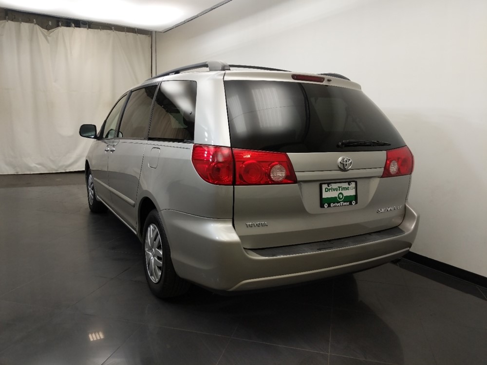 2008 Toyota Sienna - Driver Rear Bumper