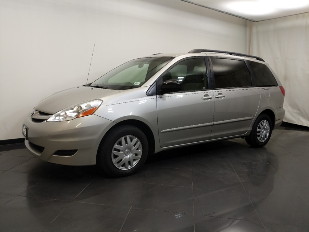 2008 Toyota Sienna - Driver Front Side