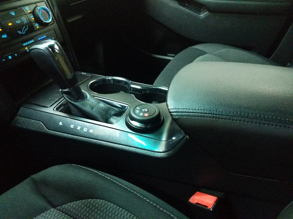 2016 Ford Explorer - Center Console/Cup Holders