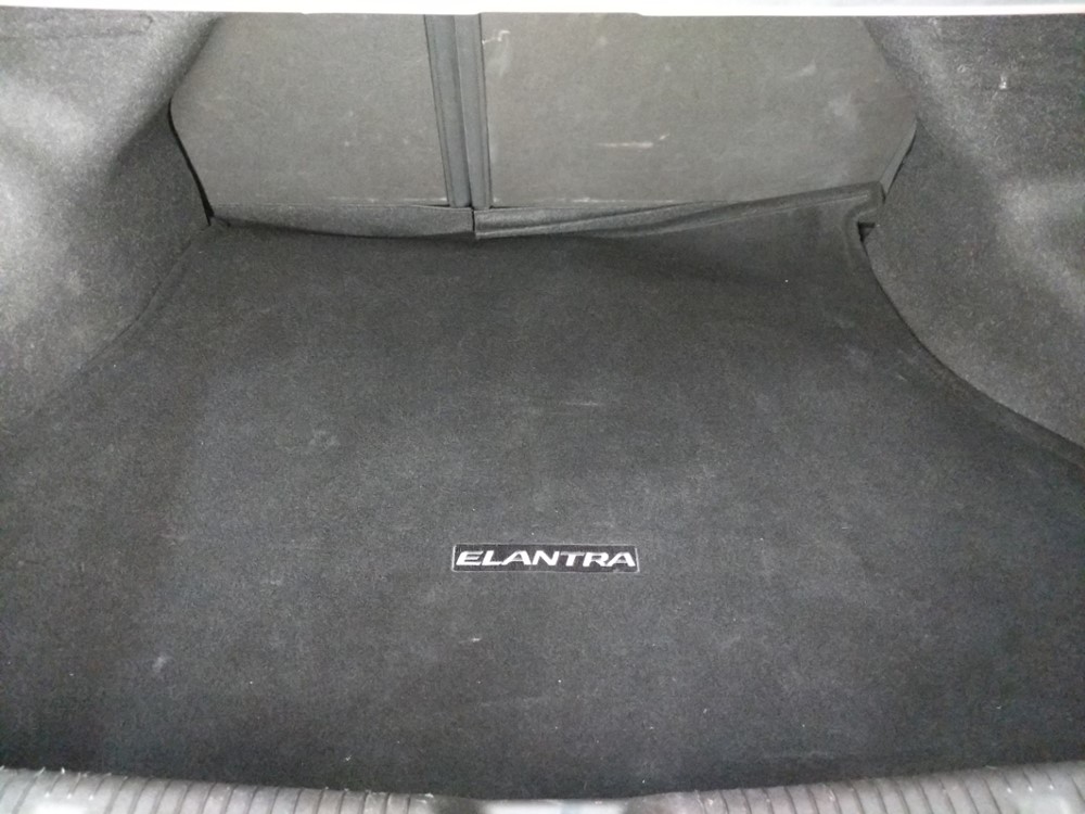 2016 Hyundai Elantra - Trunk