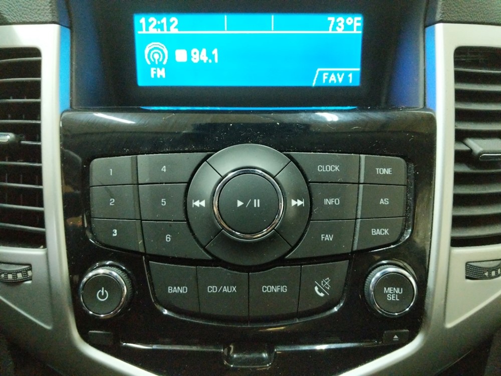 2016 Chevrolet Cruze - Stereo Package