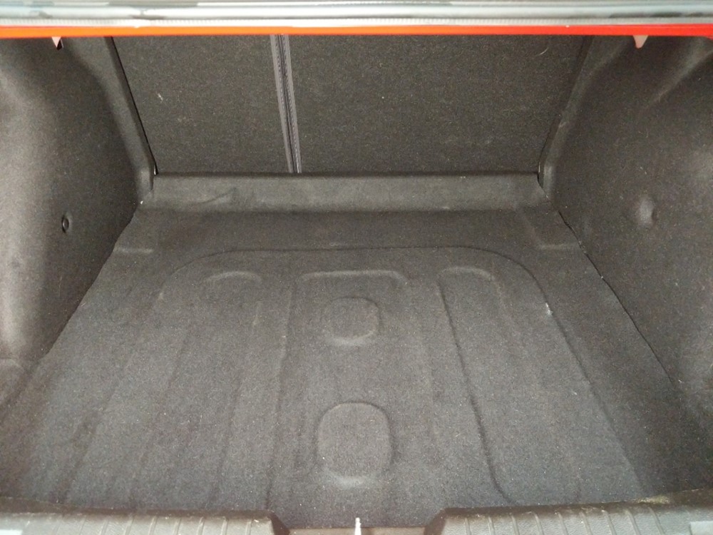 2016 Chevrolet Cruze - Trunk
