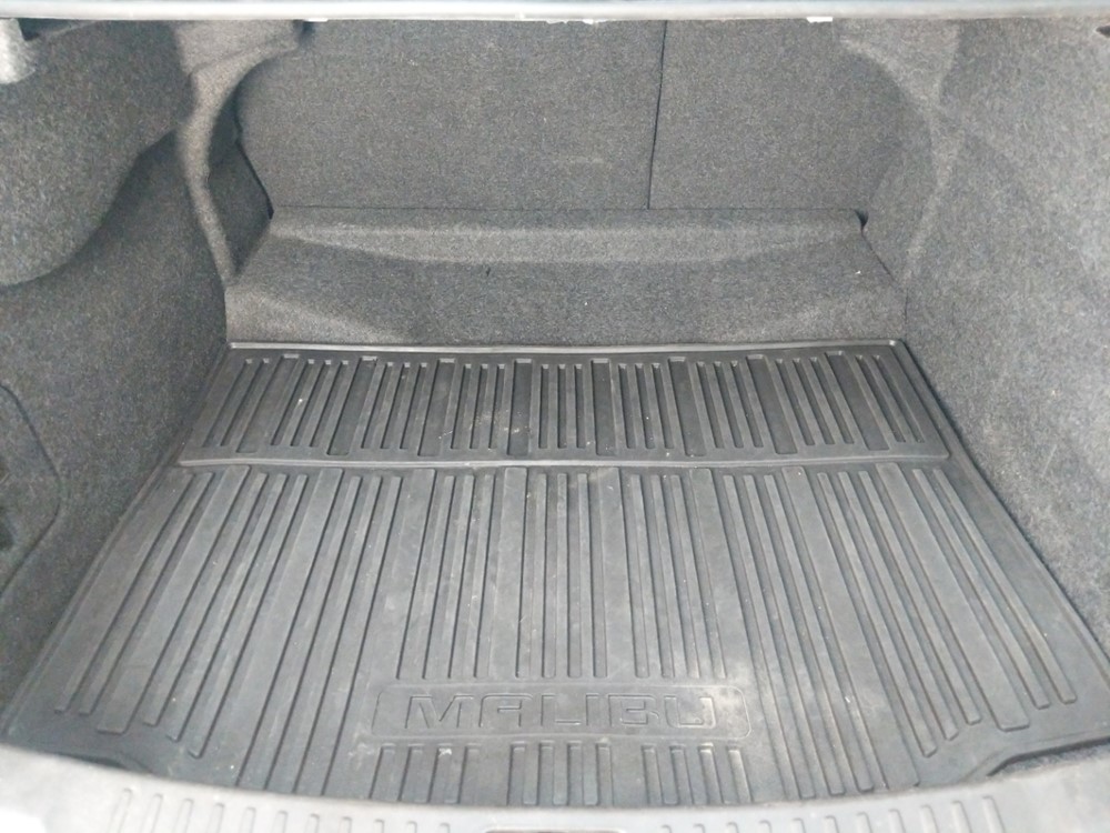 2016 Chevrolet Malibu - Trunk