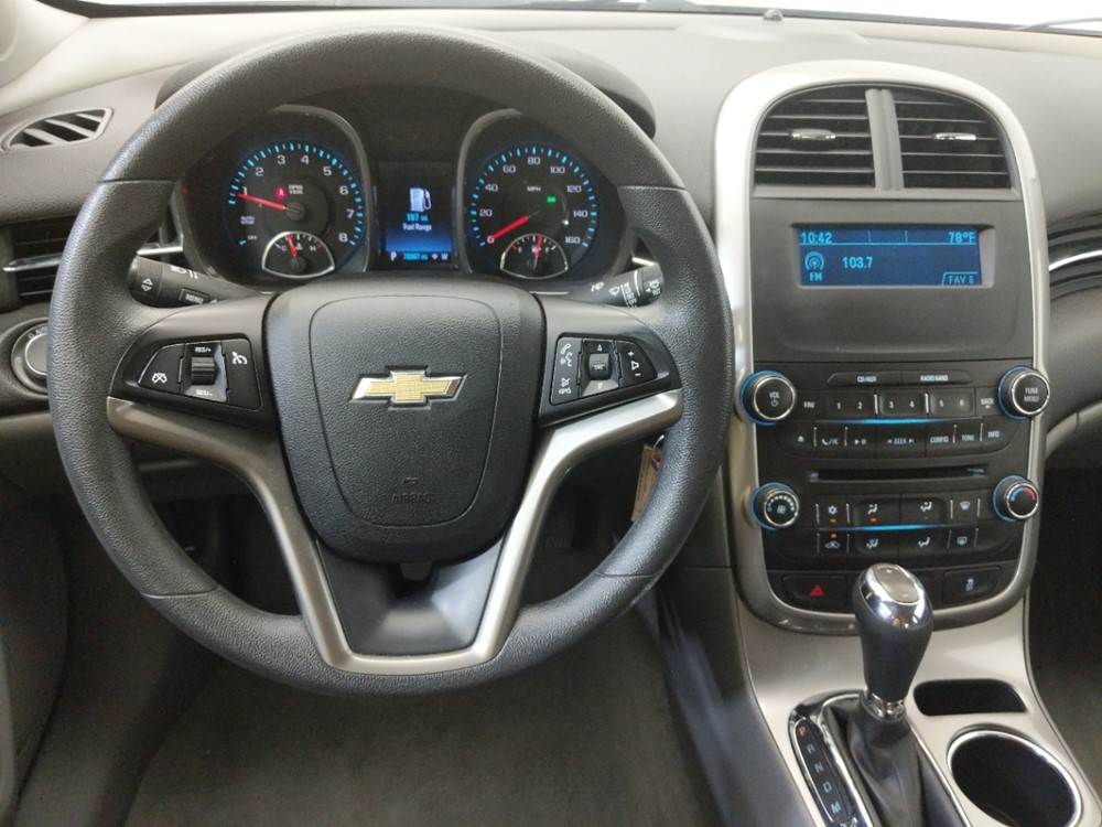 2016 Chevrolet Malibu - Driver Dash