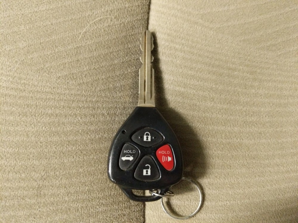 2013 Toyota Corolla - Keys