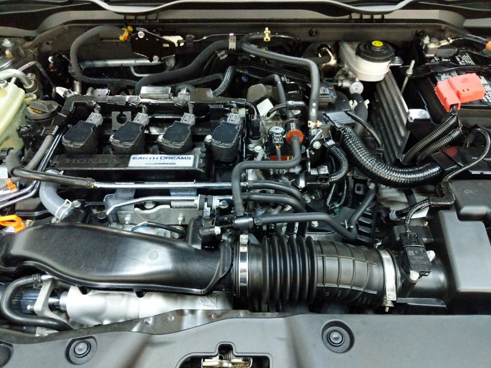2017 Honda Civic - Engine