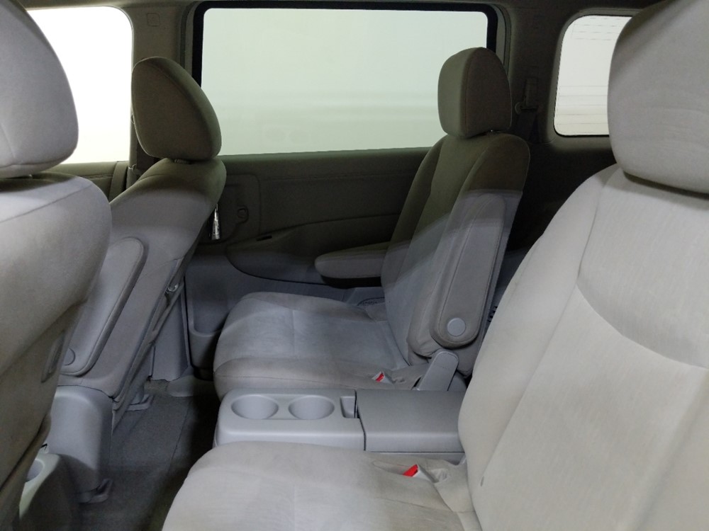 2017 Nissan Quest - Driver Rear Seat