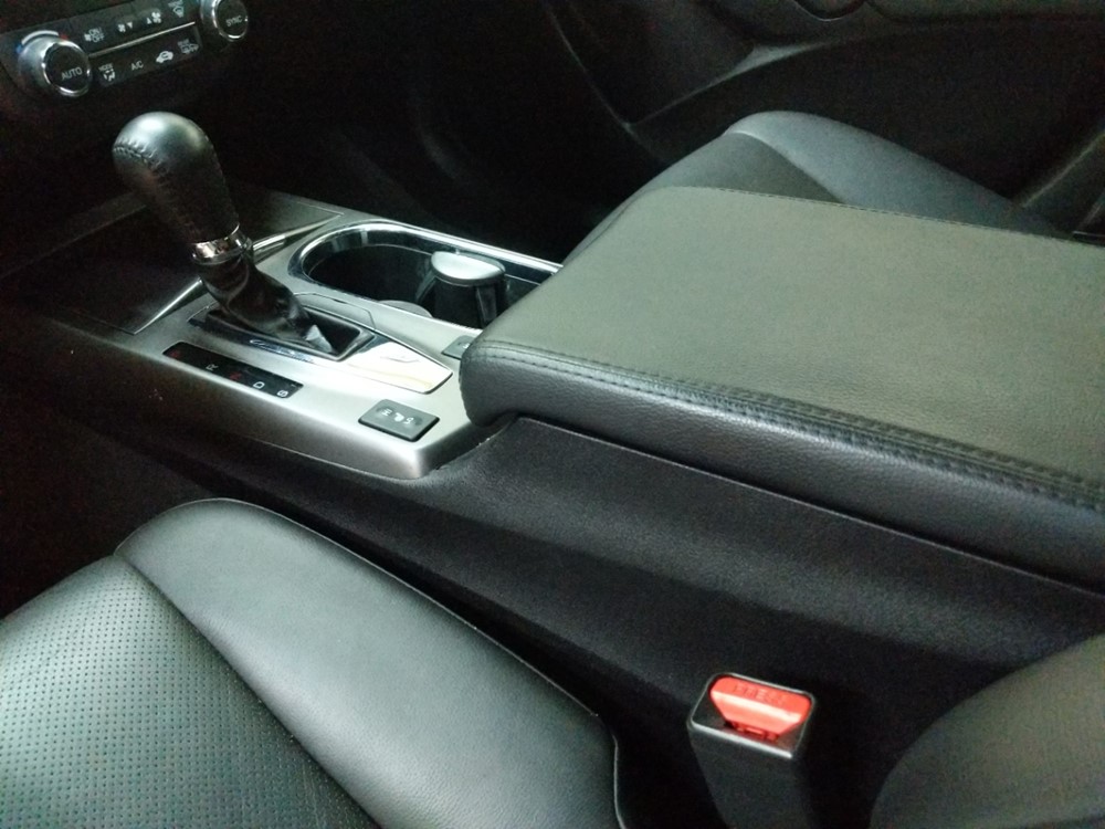 2015 Acura RDX - Center Console/Cup Holders