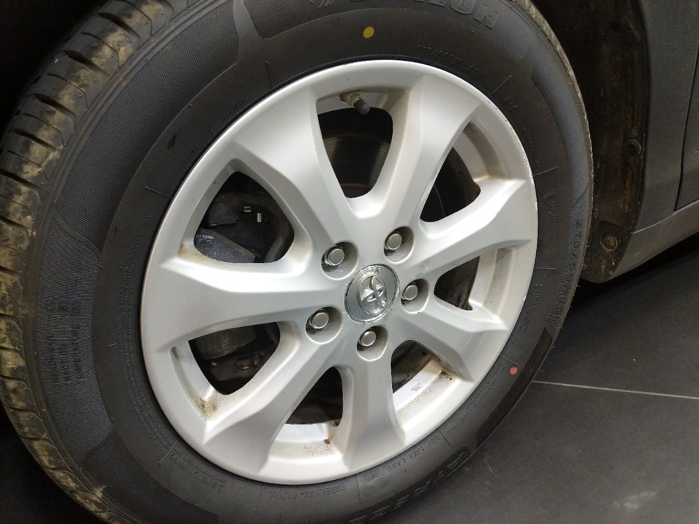 2011 Toyota Camry - Wheel