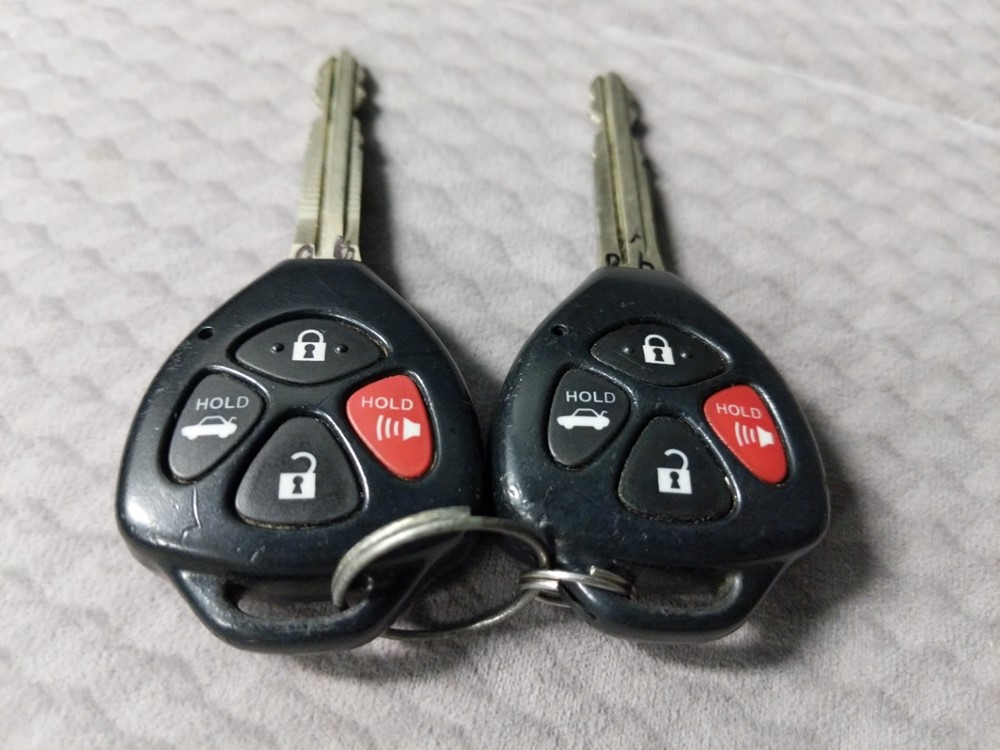 2011 Toyota Camry - Keys
