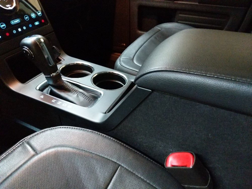 2017 Ford Flex - Center Console/Cup Holders