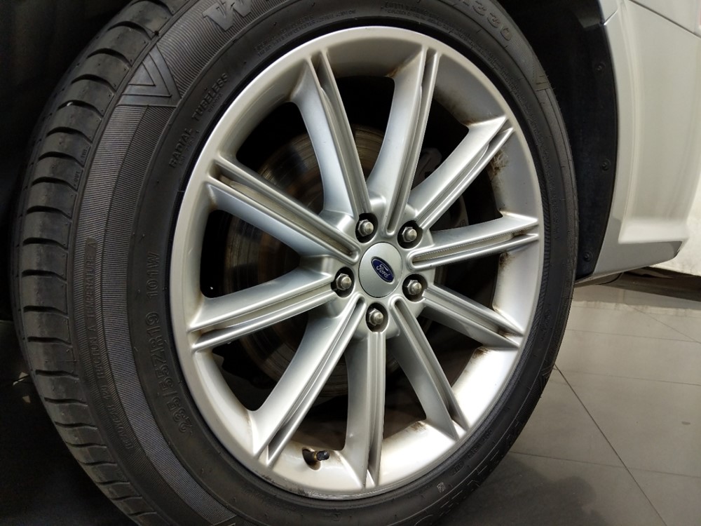 2017 Ford Flex - Wheel
