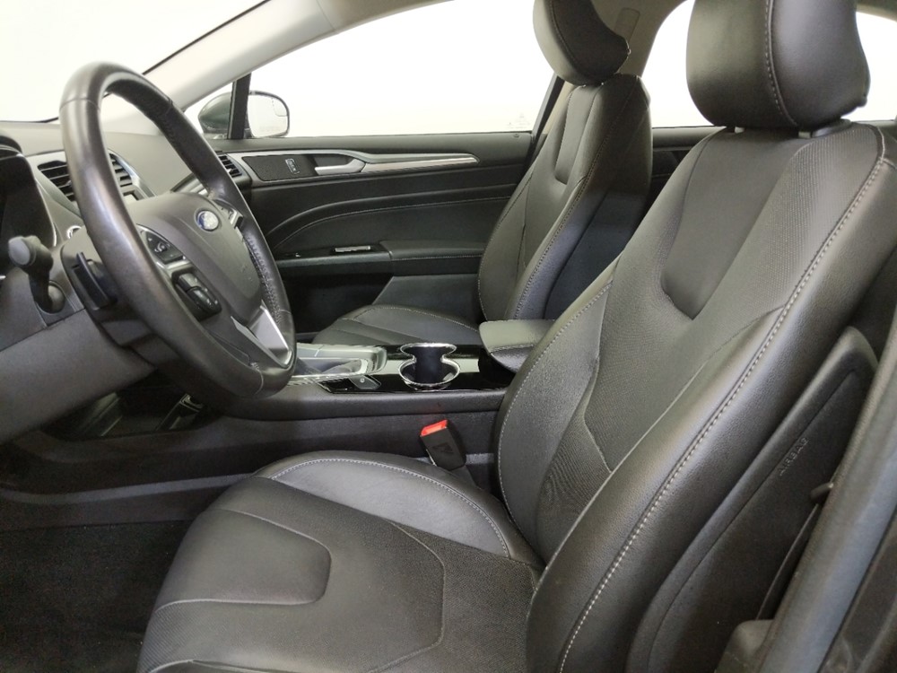 2016 Ford Fusion - Driver Front Seat