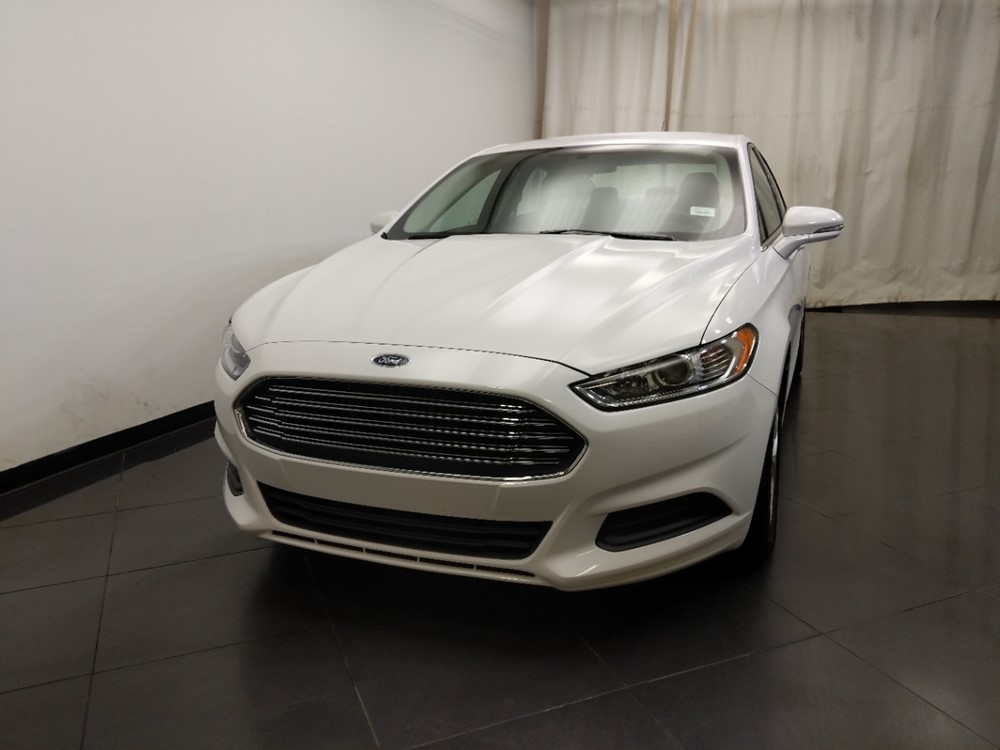 2016 Ford Fusion - Driver Front Hood