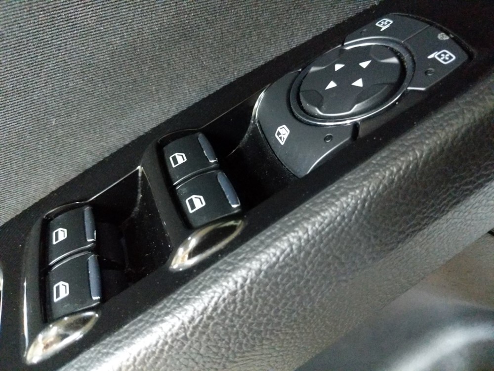 2016 Ford Fusion - Driver Power Windows/Lock Control