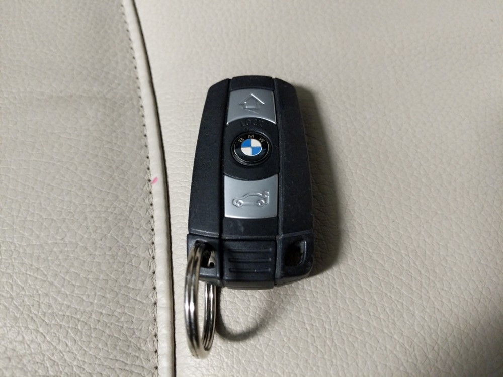 2011 BMW 328i - Keys