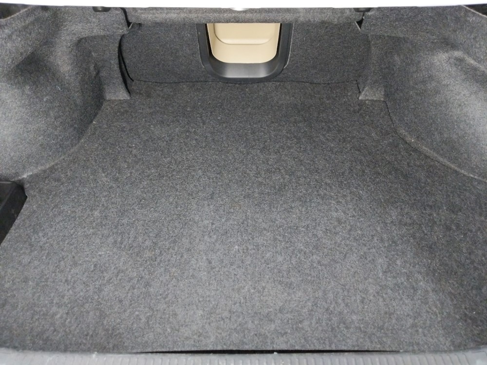 2011 Toyota Avalon - Trunk