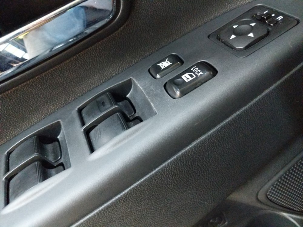 2017 Mitsubishi Outlander - Driver Power Windows/Lock Control