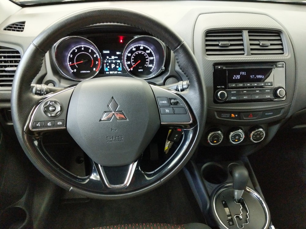 2017 Mitsubishi Outlander - Driver Dash