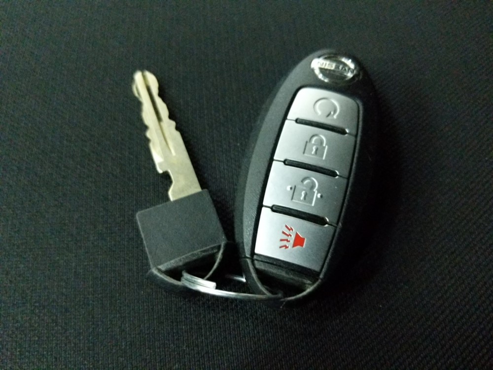 2017 Nissan Pathfinder - Keys