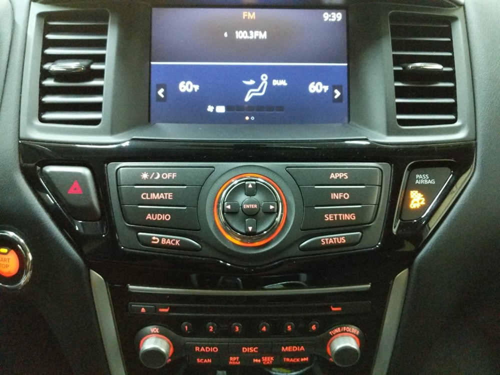 2017 Nissan Pathfinder - Stereo Package